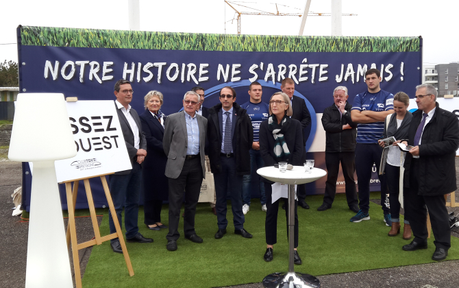 Le club LGV, la direction régionale SNCF mais aussi le club de rugby de Vannes poursuivent la campagne de promotion Bossez à l'Ouest.