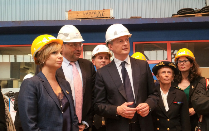 Bruno Le Maire en visite aux chantiers navals STX à Saint-Nazaire