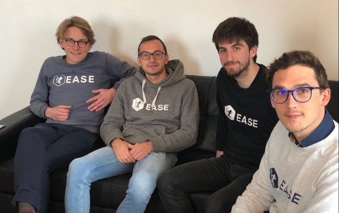 Benjamin Prigent (à gauche) ses trois associés (de gauche à droite : Sergii Fisun, Thomas Heniart et Victor Nivet), ont fondé fin 2016 la start-up Ease.Space pour libérer les start-up et PME de la gestion des mots de passe.