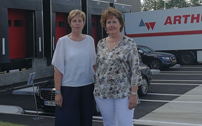 Les sœurs Welter, dirigeantes de l'entreprise Arthur Welter Transports, ont inauguré leur nouveau bâtiment à Ennery en juin 2018.