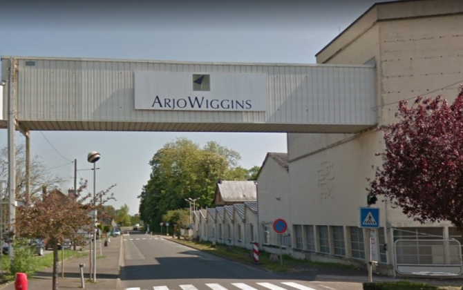La papeterie Arjowiggins de Bessé-sur-Braye emploie 568 personnes.