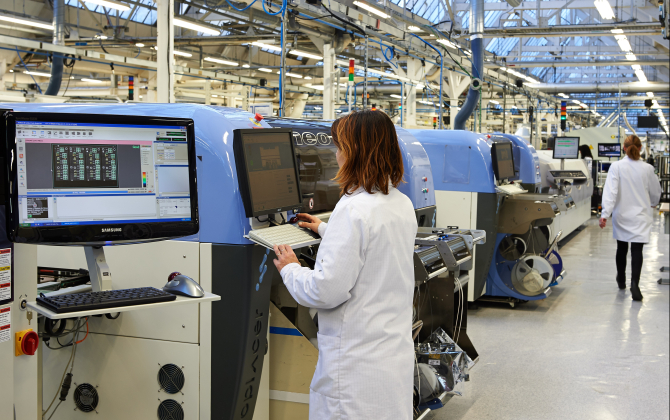 Le groupe Lacroix emploie actuellement 460 personnes dans son usine de Montrevault-sur-Evre.