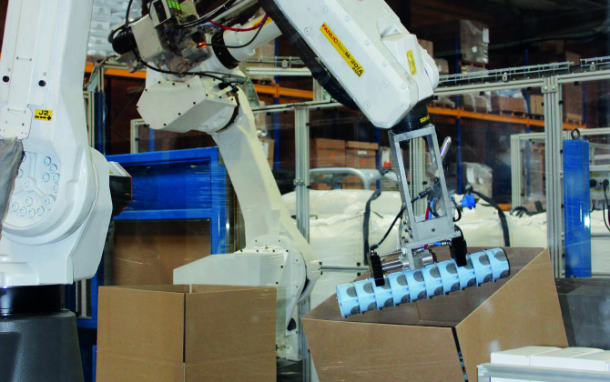 7 millions d'euros ont été investis par la PME Eur'Ohm pour la création de trois lignes de production robotisées à Tullins (Isère)