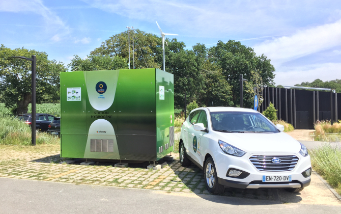 À la fin de l'année 2019, la société Atawey aura installé 18 stations de recharge à hydrogène vert produit par électrolyse de l'eau depuis 2015. Elle vise 10 nouvelles installations en 2020.