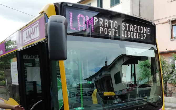 Des bus italiens ont adopté le service de comptage de places en temps réel développé pendant le confinement par Lumiplan. 