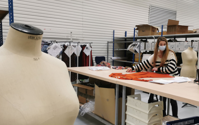 Revendiquant une expertise dans la mode "inclusive", Afibel conçoit, dans ses locaux de Villeneuve-d’Ascq, des modèles allant du 36 au 60.