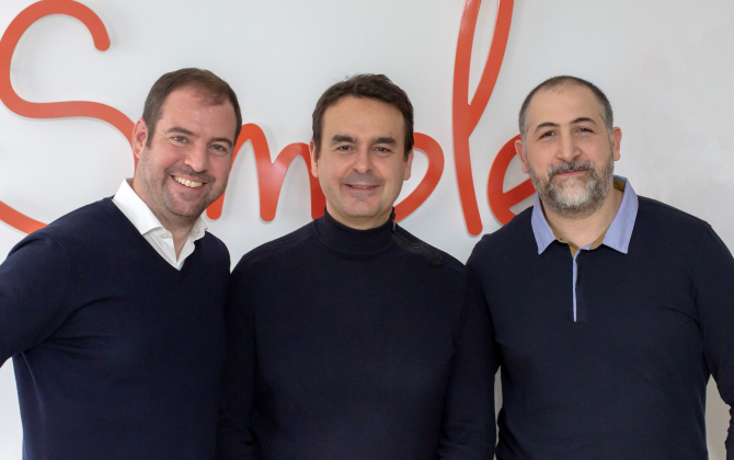 Anthony Jouannau, Eric Mignot et Salah Hamida, les fondateurs du courtier en assurance + Simple.