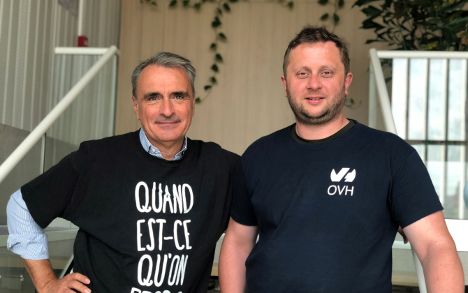 Michel Paulin (à gauche) directeur général d'OVHcloud, aux côtés d'Octave Klaba, fondateur et président du conseil d'administration.