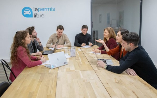 LePermisLibre, fondé par Lucas Tournel et Romain Durand à Lyon, a triplé ses effectifs en un an.