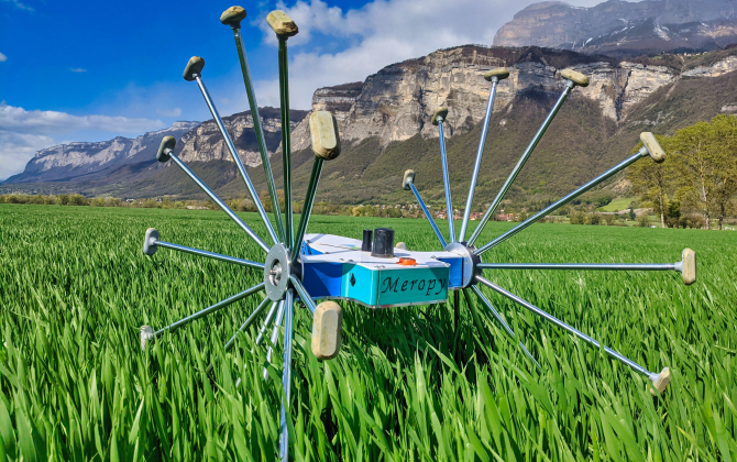 Avec le robot Senti-V, Meropy, start-up iséroise, propose aux exploitants agricoles un outil d’aide à la décision dans la gestion de leur culture céréalière.