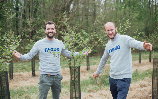 Nicolas Rohr et Frédéric Mugnier, cofondateurs de Faguo, s’engagent à planter un arbre pour chaque paire de chaussures vendue