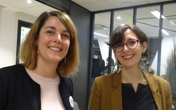 Hélène Jaffrelot (à gauche), directrice de Novapuls à Rennes, aux côtés de Lisa Ferrer (Kirae), l’une des sept start-up installées chez l’accélérateur.