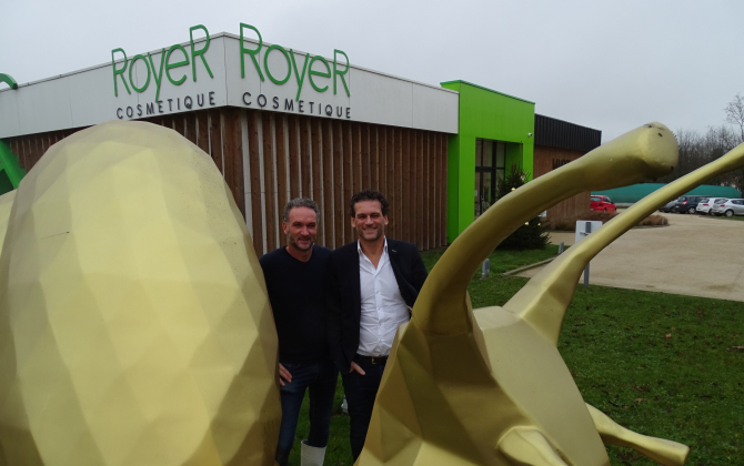 Olivier et Sébastien Royer, à la tête de la PME vendéenne, ont repris l’entreprise fondée par leur père et diversifié l’activité avec des cosmétiques à base de bave d’escargot.