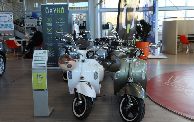L'enseigne DMD Electric a noué un partenariat avec le fabricant de scooters électriques Oxygo à Saint-Malo.