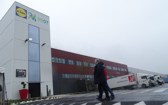 L’entrepôt de Lidl à Carquefou, opérationnel depuis octobre 2021, dessert 68 magasins de la région.