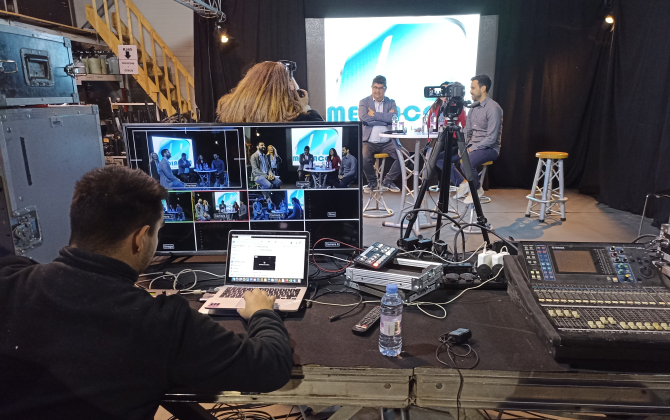 Mediacom s'est également dotée d'un studio de tournage de 500 m² à La Valentine.