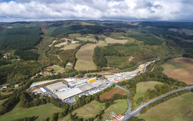 À Rouairoux (Tarn), l'usine de Frayssinet s'étend en longueur sur 1,5 km. 