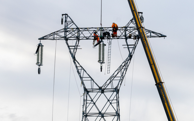 RTE et la collectivité ont investi 4 millions d’euros pour démonter 36 pylônes électriques à Amnéville.