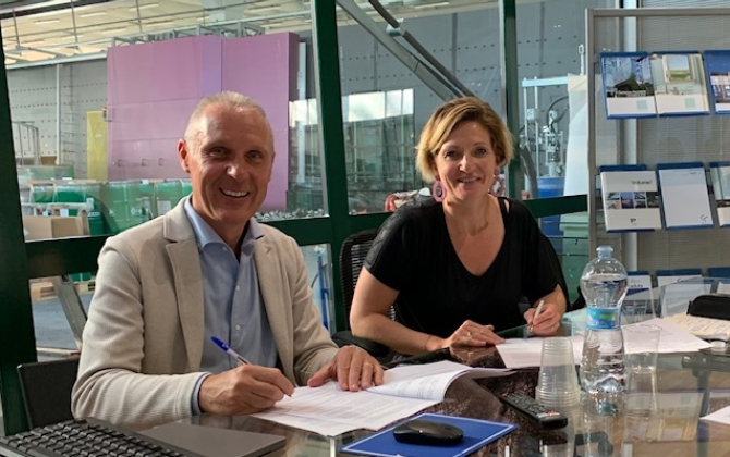 Riou Glass a fait son entrée au capital du transformateur de produits verriers italien Cappelletti & Roleri le 31 mai 2022.