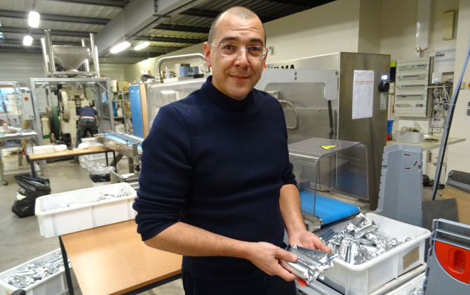 Julien Bonté, dirigeant fondateur de Theos, a progressivement fait monter en puissance son outil de production.