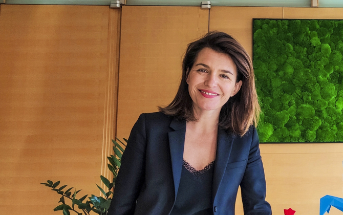 Christelle Morançais, présidente de la Région Pays de la Loire, souhaite que "l'État garantisse 100 % des liaisons TGV Nantes/Paris en moins de 2 heures".