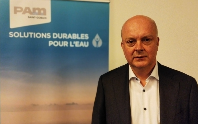 Arnaud Tréguer, directeur commercial export de Saint-Gobain PAM, alerte sur le sous-investissement chronique dans les réseaux d’eau en France.