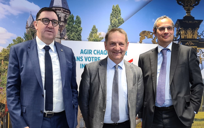 Le président du Crédit Agricole Lorraine, Claude Vivenot, entouré par le directeur général Laurent Cazelles (à droite) et le directeur général adjoint Jean-François Rinfray.