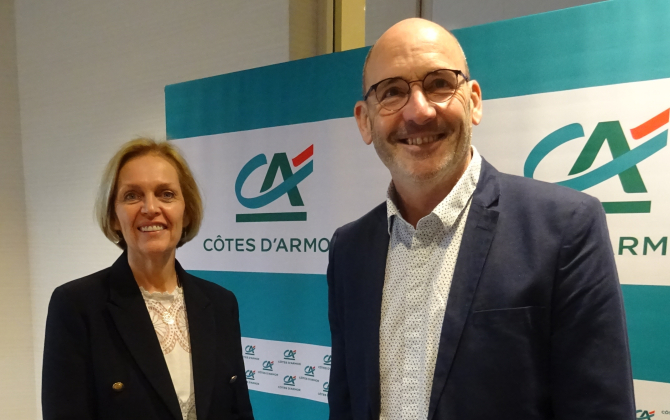 Michèle Guibert, directrice générale, et Olivier Desportes, président du Crédit Agricole des Côtes-d'Armor, sont satisfaits de l’année réalisée en 2022 par la banque.