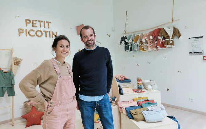 Astrid et Olivier Geffroy, cofondateurs de Petit Picotin, marque nantaise de mode et d’accessoires, pour les 0 à 8 ans.