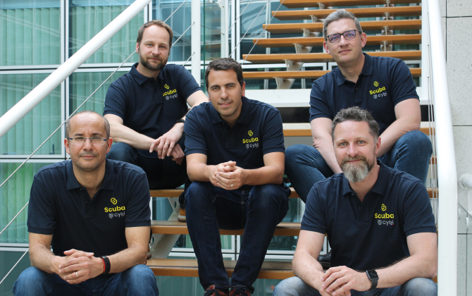 Dans l’équipe de Cybi, on compte Fabian Osmond, le directeur général (en haut à droite) mais aussi Régis Lhoste (en bas à droite), qui assure pour l’instant la présidence de la start-up.