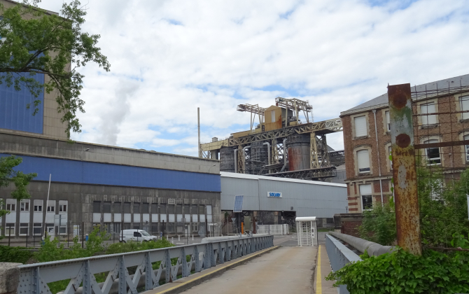 Le site Solvay de Dombasle affiche une capacité de production de plus de 500 000 tonnes par an de carbonate et de bicarbonate de sodium.