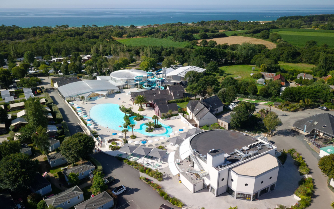 Propriété de la famille Calippe, le camping de l'Atlantique, dans le Finistère, a connu une importante rénovation entre 2018 et 2019 pour un montant supérieur à 10 millions d'euros.