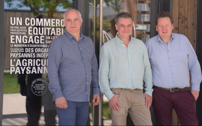 Les fondateurs d’Ethiquable, Stéphane Comar, Rémi Roux et Christophe Ebherhart fêtent le 20e anniversaire de la Scop gersoise.