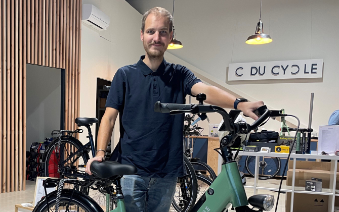 Adrien Duhamel, cofondateur de C du Cycle, croit beaucoup dans le potentiel du marché BtoB, avec la flotte croissante de vélos proposés par les entreprises à leur salariés.