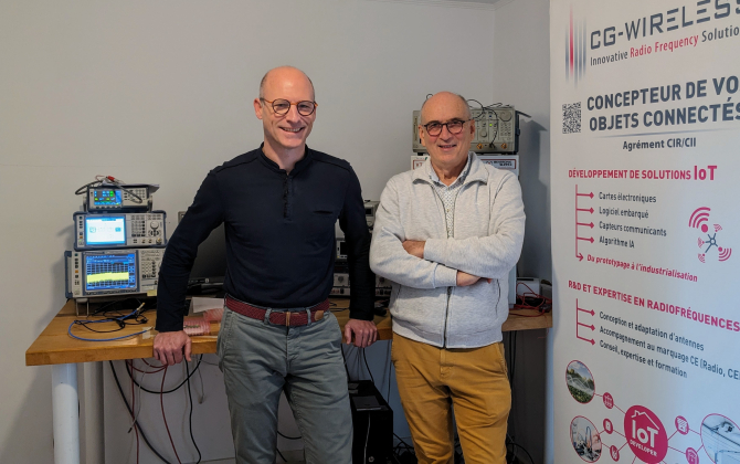 Claude Guichaoua (à droite), qui a créé CG Wireless en 2012, passe la main à Jean-Baptiste Rabiller.