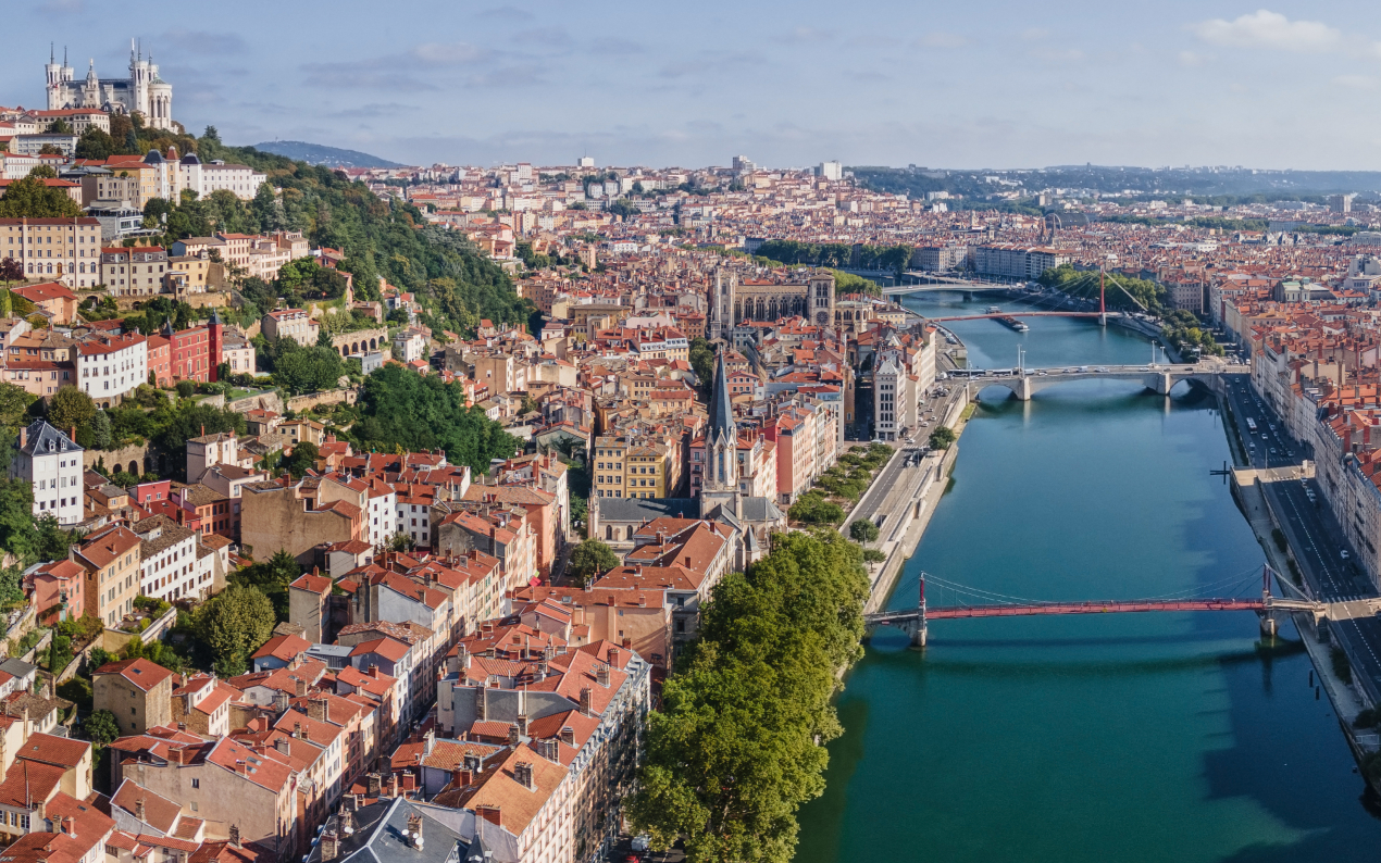 Alpes 2030 : Lyon capitale des sports de glace ?