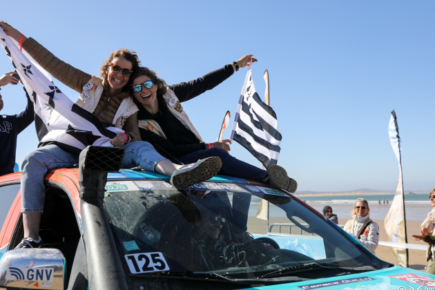 Les chefs d’entreprise rennaises Delphine Coquio et Klervi Leroux ont réalisé le Rallye Aïcha des Gazelles au Maroc en mars 2022.