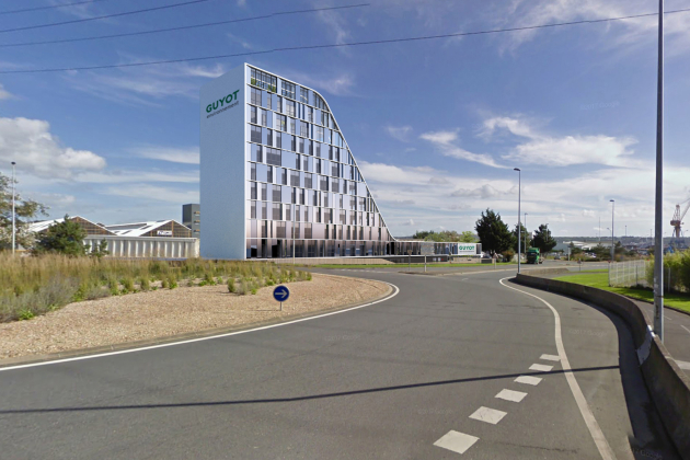 Le nouveau siège de Guyot Environnement au port de commerce de Brest sera livré en 2024.