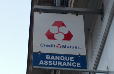 Enseigne du Crédit Mutuel à Nantes
