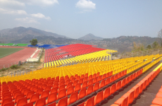 Alcor Equipement a réalisé et installé 15000 places pour l'agrandissement du stade Rajiv Gandhi à Aizwal, en Inde.