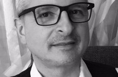 Philippe Peyrard, fondateur d'Ellcie-Healthy qui développe des lunettes intelligentes et connectées.