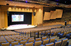 L'auditorium de 1200 places a été entièrement réaménagé.