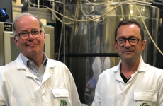 Antoine Darbois, secrétaire général de Metex Noovista et Benjamin Gonzalez, PDG de Metabolic Explorer ont misé sur la plateforme Chemesis pour construire leur unité de production.