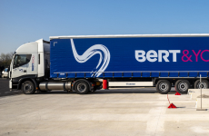 Camion de transport du groupe drômois Bert 