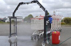 Arche de désinfection des chariots de magasins de la PME bretillienne Ocene