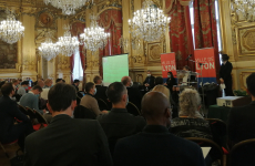 Une centaine de chefs d’entreprise de la région lyonnaise se sont réunis mardi 5 octobre à l’Hôtel de Ville pour découvrir les nouvelles exigences de la politique d’achats publics de la Ville de Lyon.