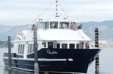Mise à l’eau de "Charlotte", un bateau de transport réalisé pour la compagnie Riviera Lines.