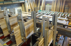 La raboterie des Etablissements Gaiffe consomme 65 000 mètres cubes de bois chaque année.