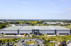 En 2018, le groupe Top Tex - Kariban a investi 18 millions d’euros dans la construction de sa plateforme logistique semi-automatisée, située dans la zone Eurocentre, au nord de Toulouse.