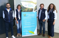 L’équipe de la Sem Énergie Mayenne, aux côtés de Christophe Lemarié (à droite), travaille à développer les projets d’énergies renouvelables auprès des collectivités et des entreprises.